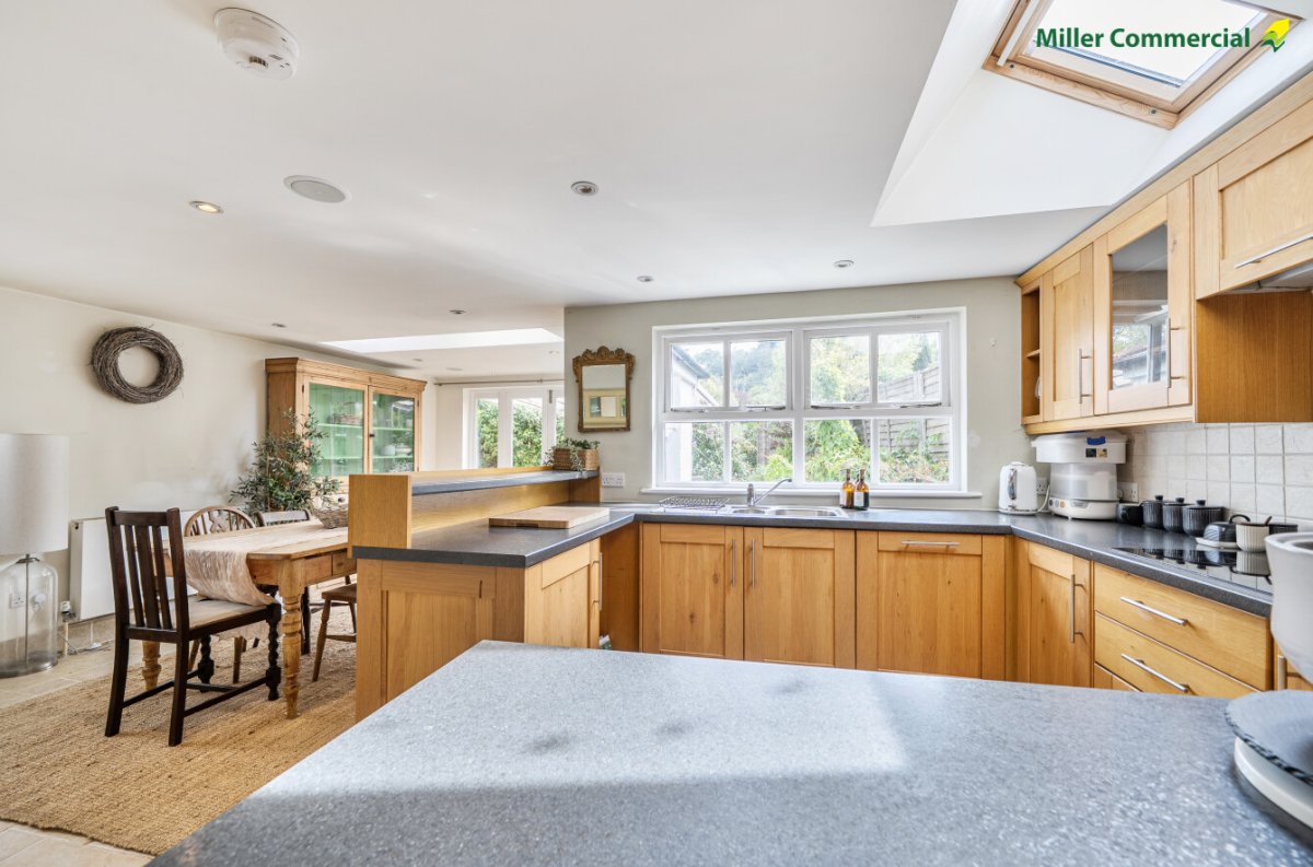 Industrial Unit in Falmouth - photo 3