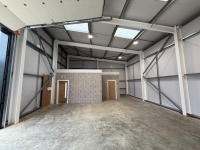 Industrial Unit in Peterborough - photo 3