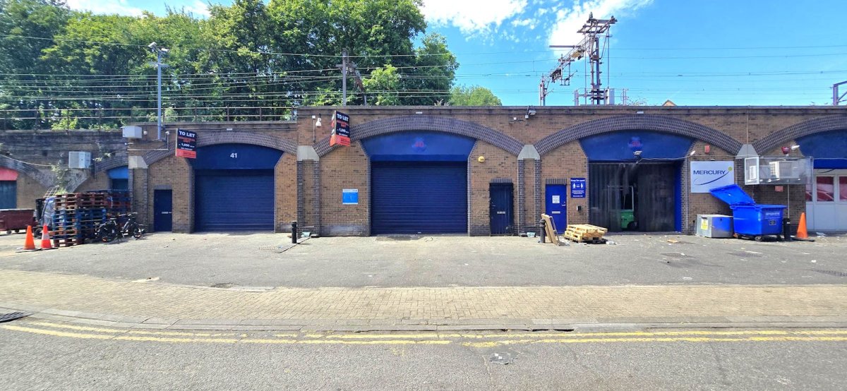 Industrial Unit To Let, Bow, London