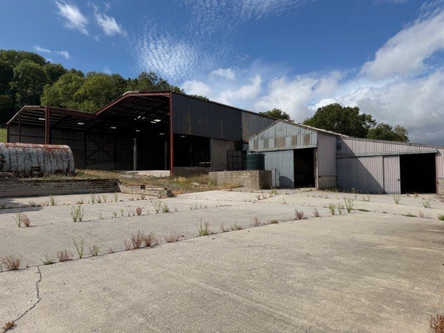 Industrial in Compton Dundon