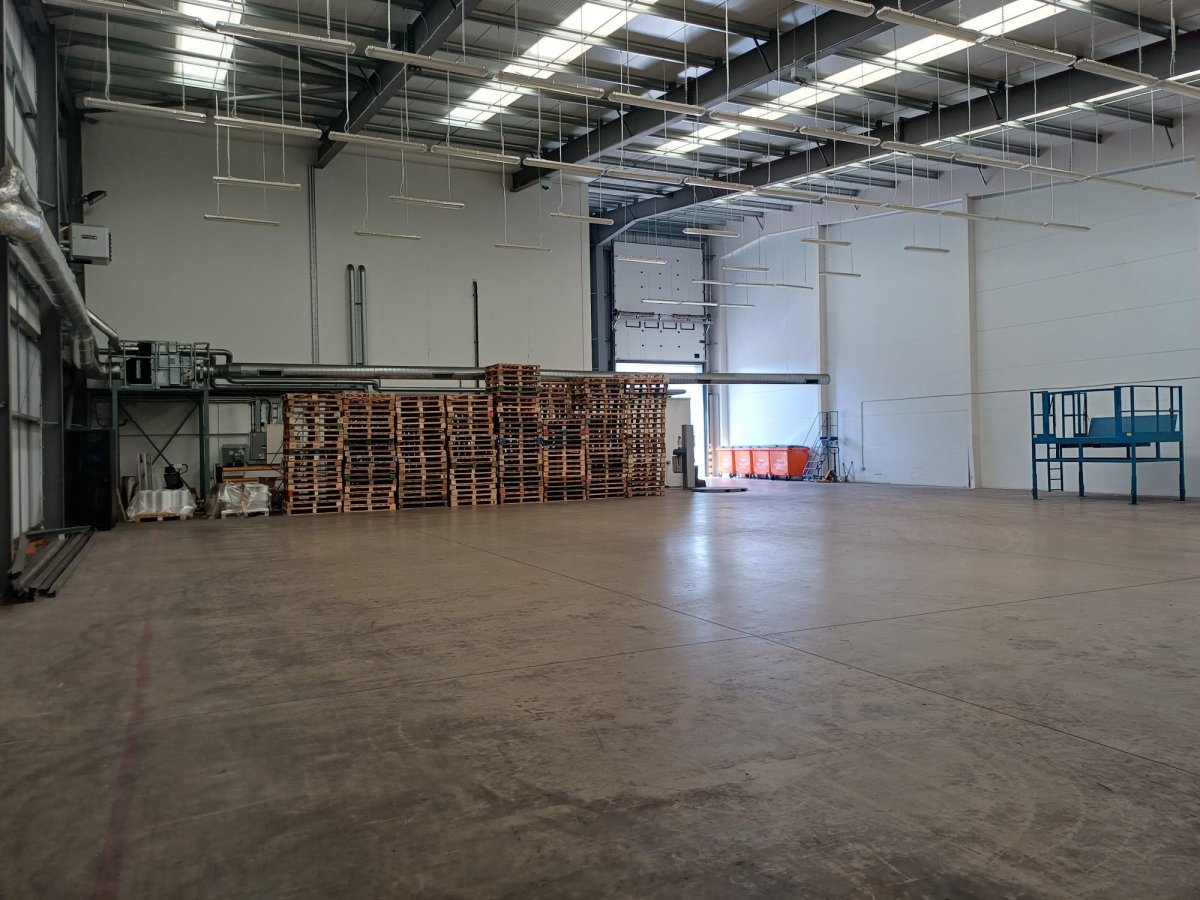 Industrial Unit in Peterborough - photo 3