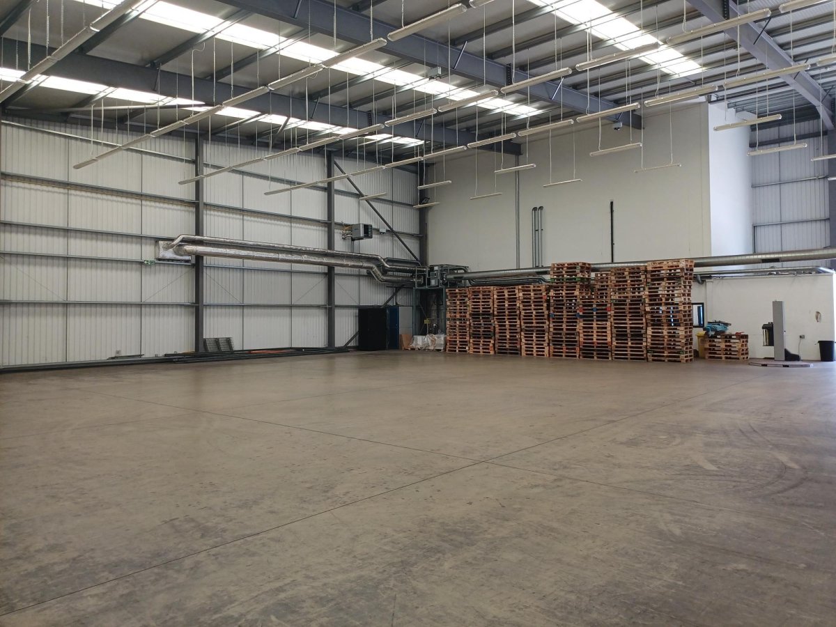 Industrial Unit in Peterborough - photo 4