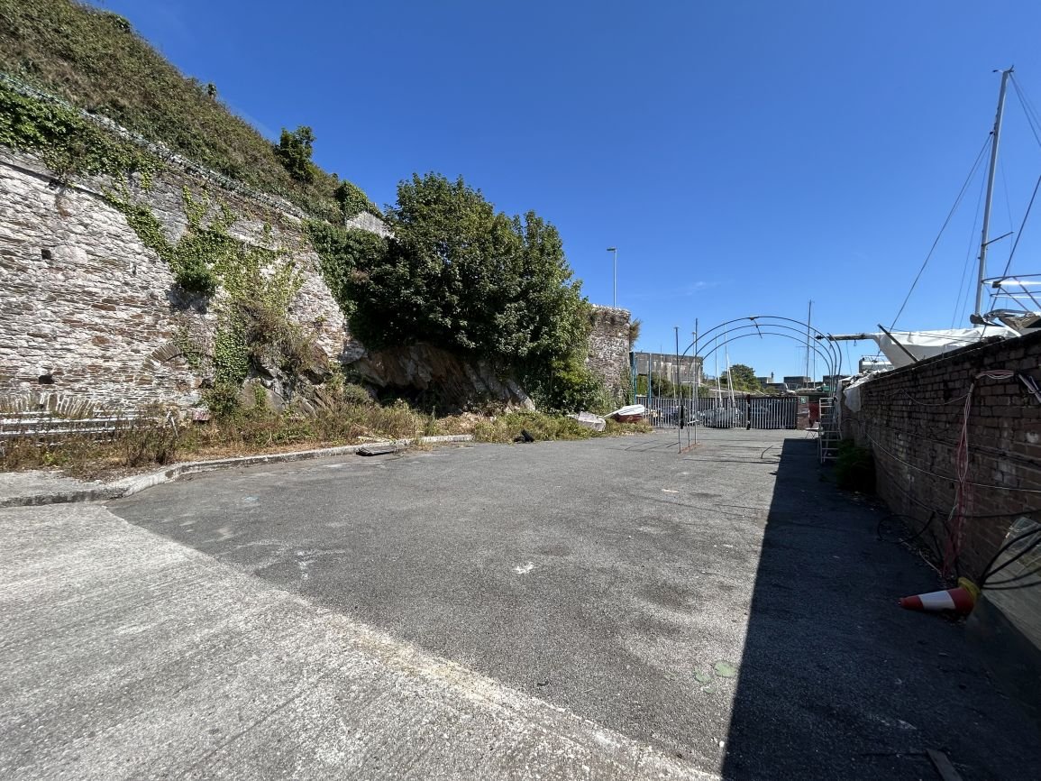 Industrial Unit in Plymouth - photo 4