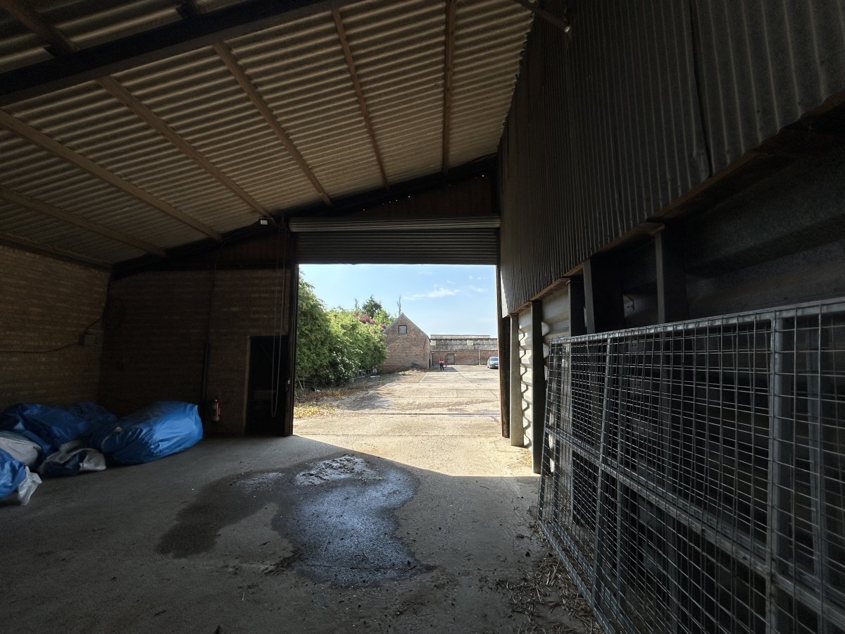 Industrial Unit in Horbling - photo 3