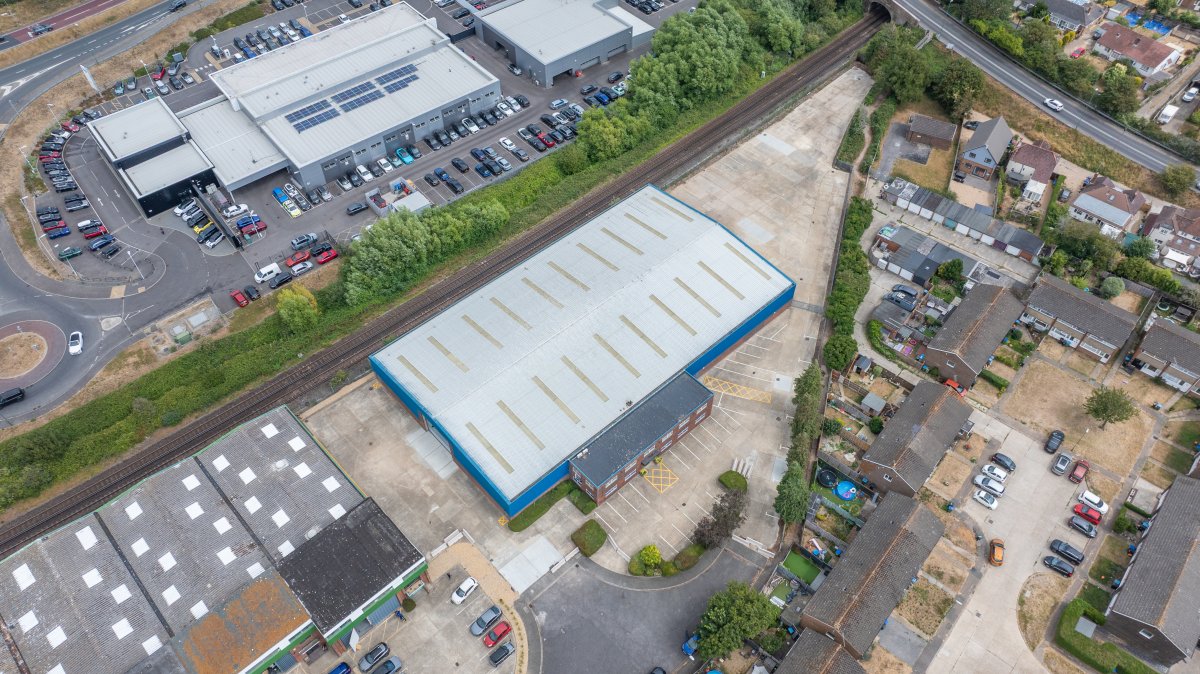Industrial Unit To Let, Littlehampton, West Sussex