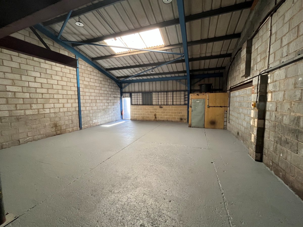 Industrial Unit in Lawford - photo 2