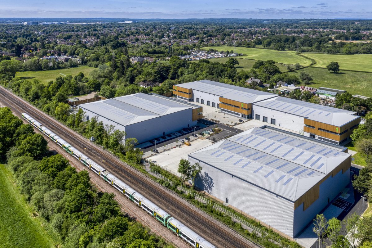 Industrial Unit in Redhill - photo 3