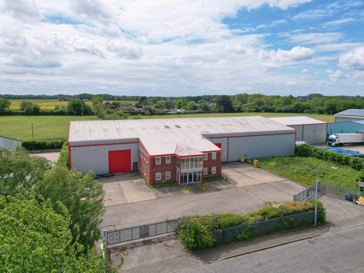 Industrial Unit in Attleborough - photo 4