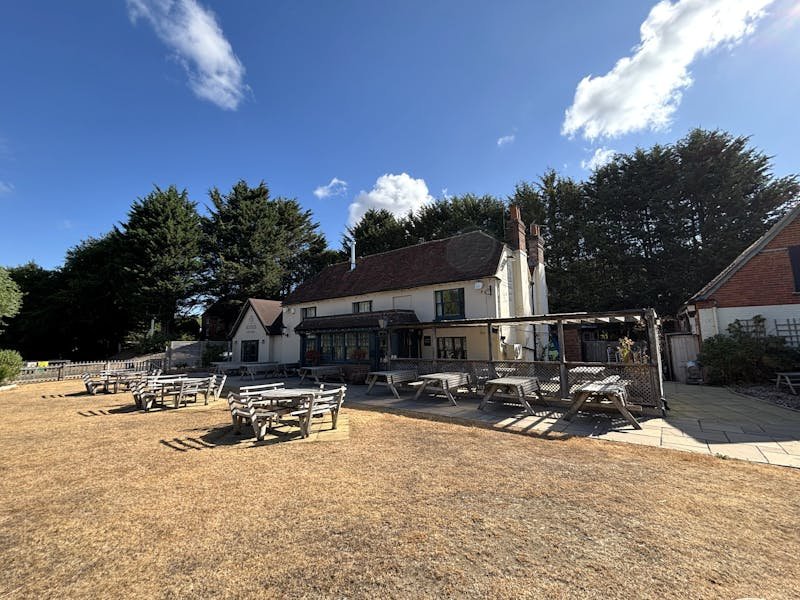 Industrial Unit To Let, Newbury, Berkshire