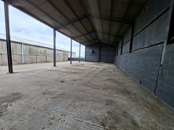 Industrial Unit in Frodsham - photo 2