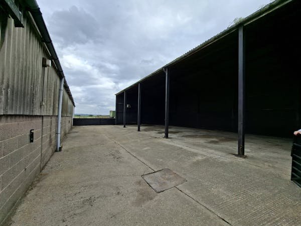 Industrial Unit in Frodsham - photo 3