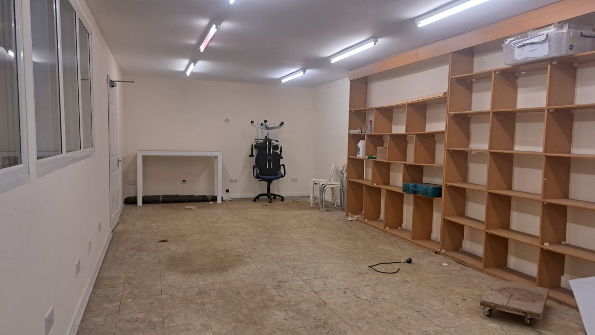 Industrial Unit To Let, Hanslope, Buckinghamshire