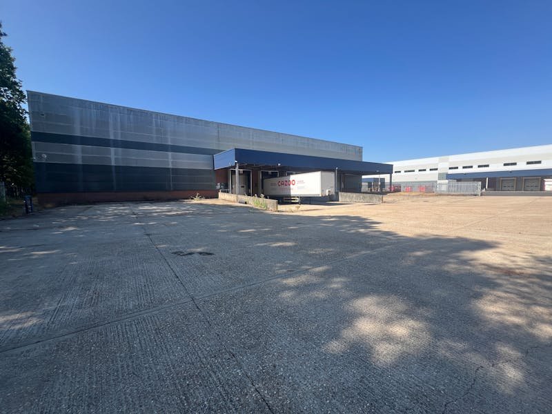 Industrial Unit To Let, North Baddesley, Hampshire