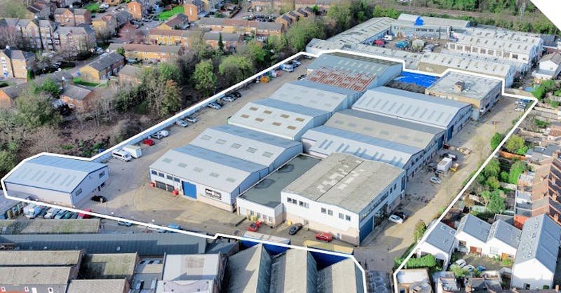 Industrial Unit in London - photo 4