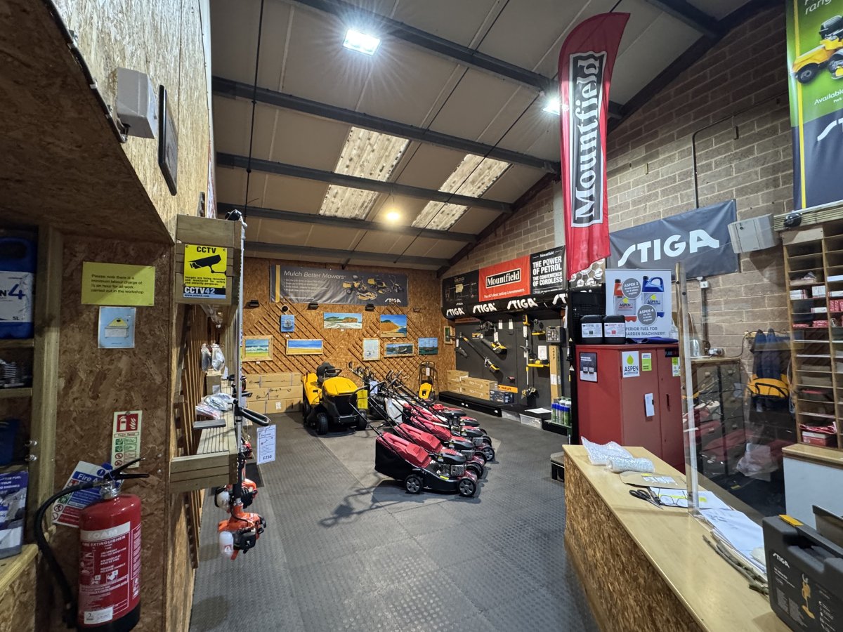 Industrial Unit in Colaton Raleigh - photo 2