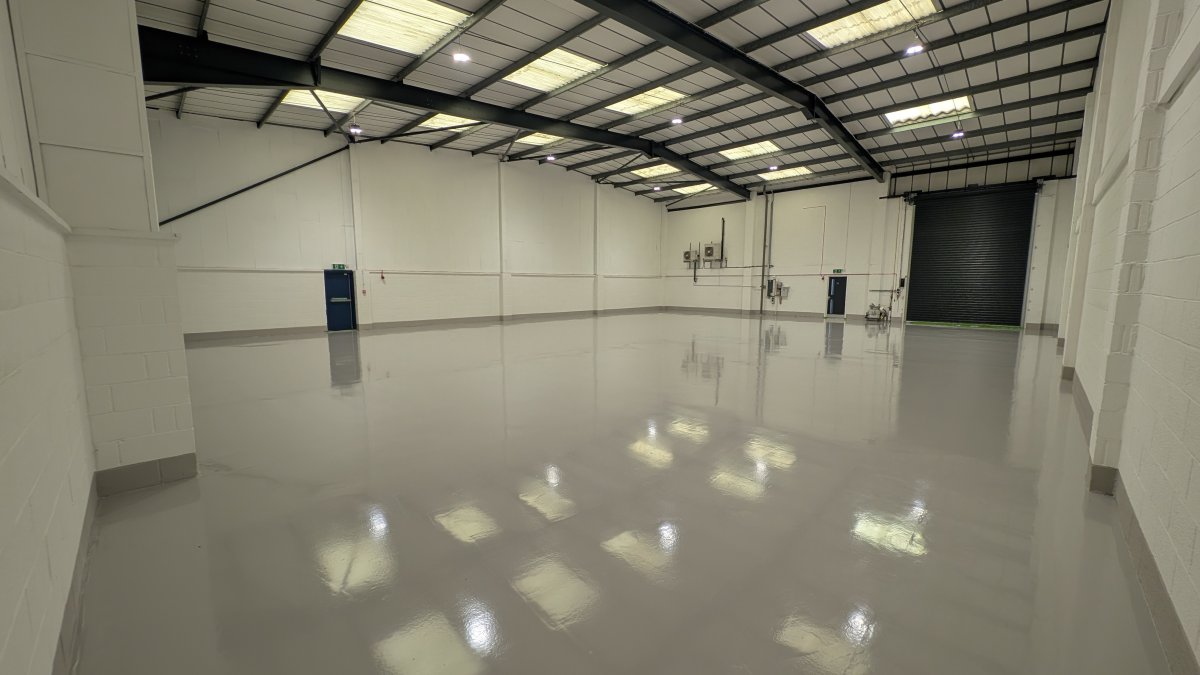 Industrial Unit in Southampton - photo 2