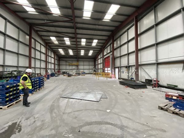 Industrial Unit in Liverpool - photo 4