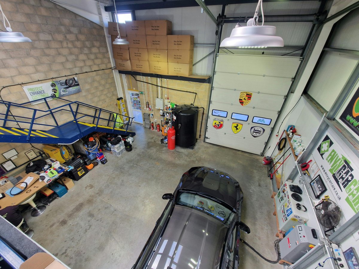 Industrial Unit in Gosport - photo 4