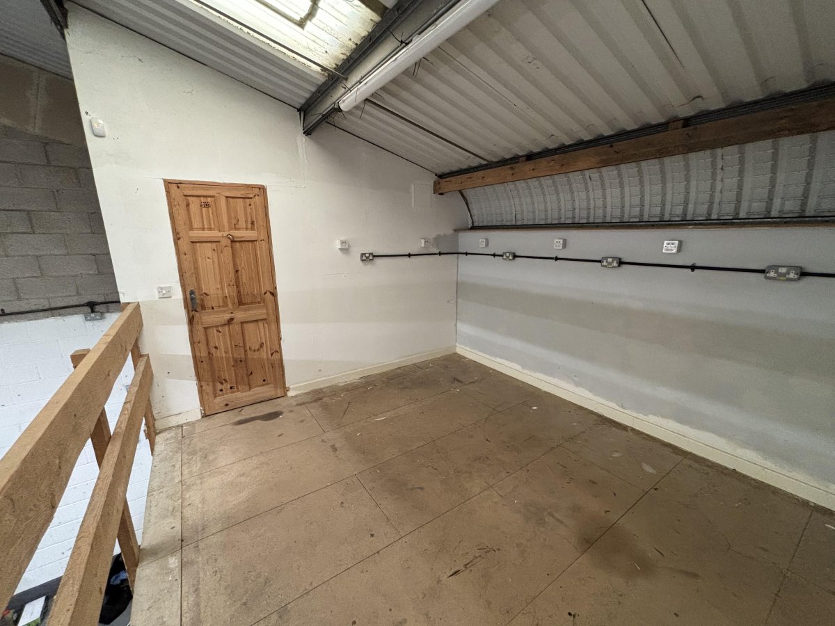 Industrial Unit in Ilminister - photo 4