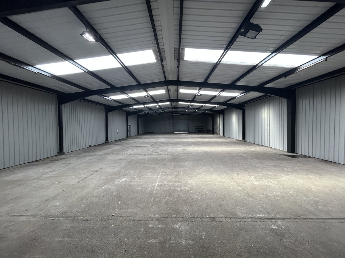 Industrial Unit in Glasgow - photo 2