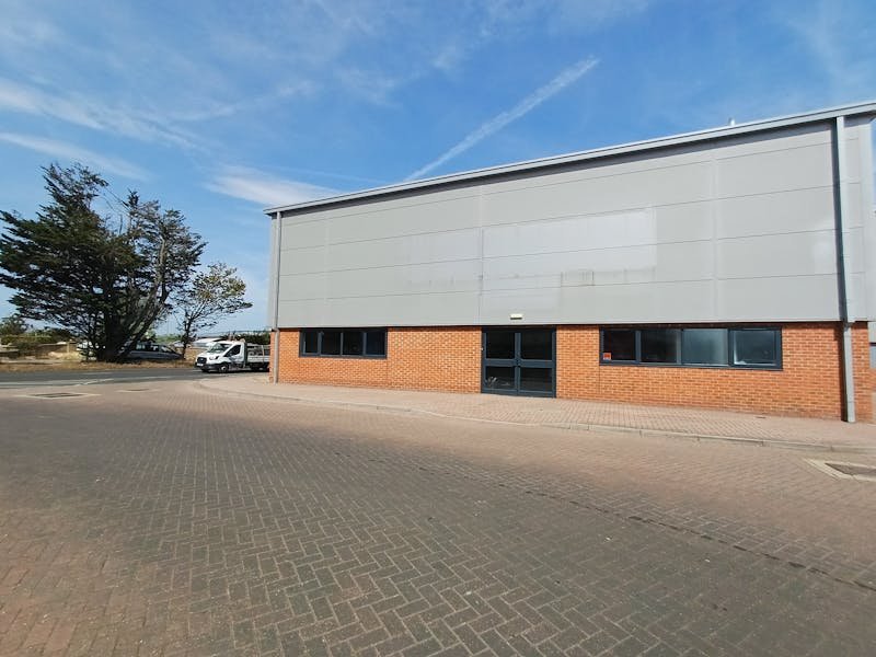 Industrial Unit in Bognor Regis - photo 2