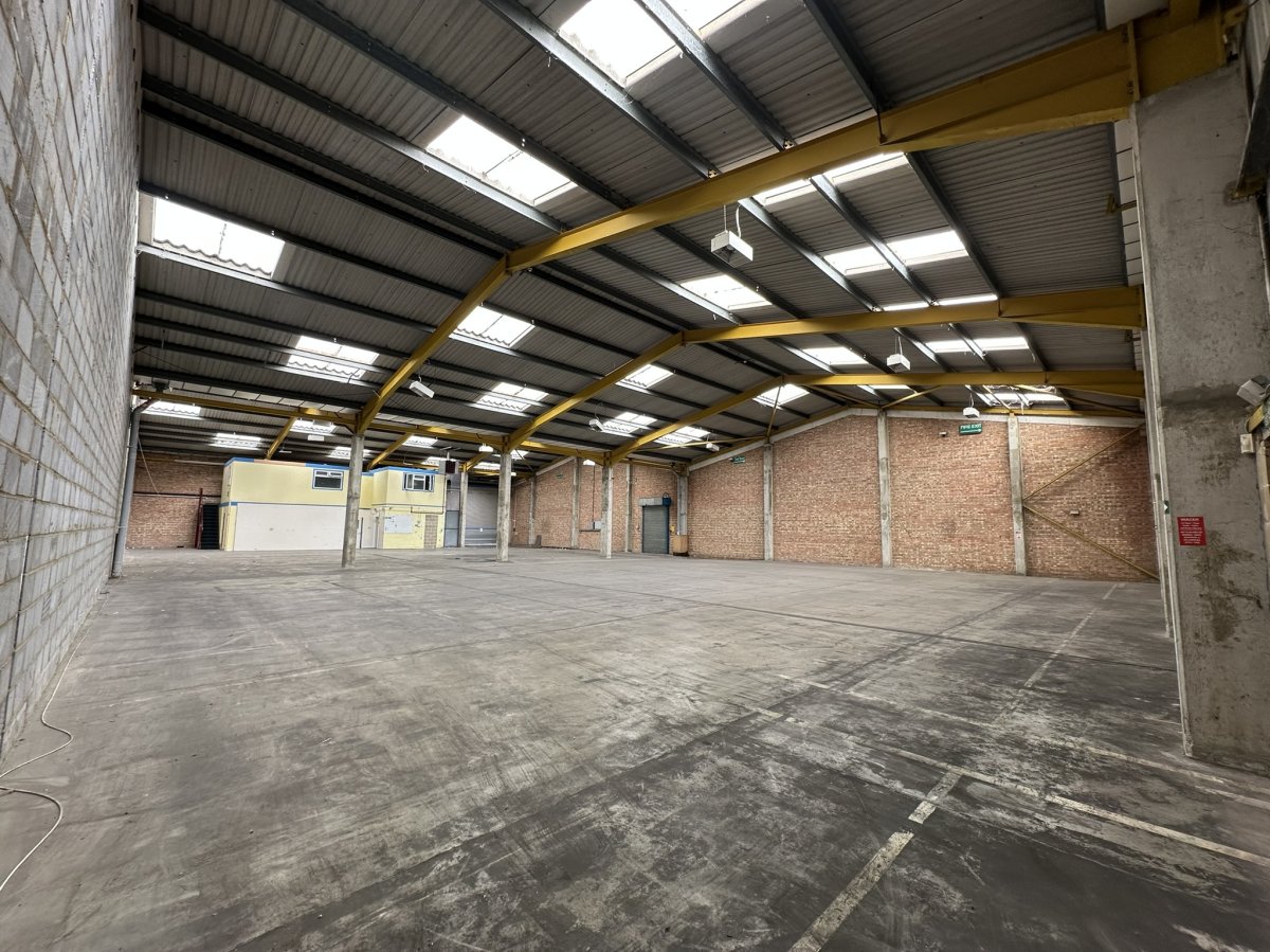Industrial Unit in Eastbourne - photo 3