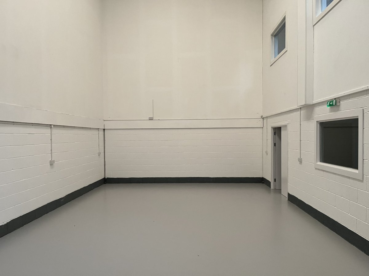 Industrial Unit in Romsey - photo 4