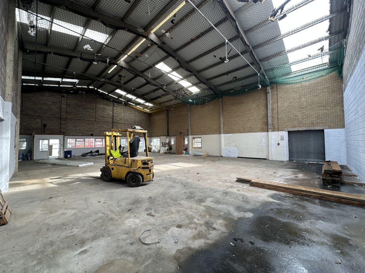 Industrial Unit in Marsh Barton Trading Estate - photo 2