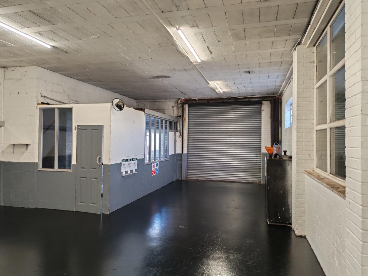 Industrial Unit in Lowestoft - photo 4