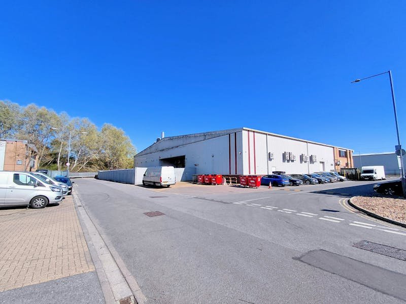 Industrial Unit in Egham - photo 3