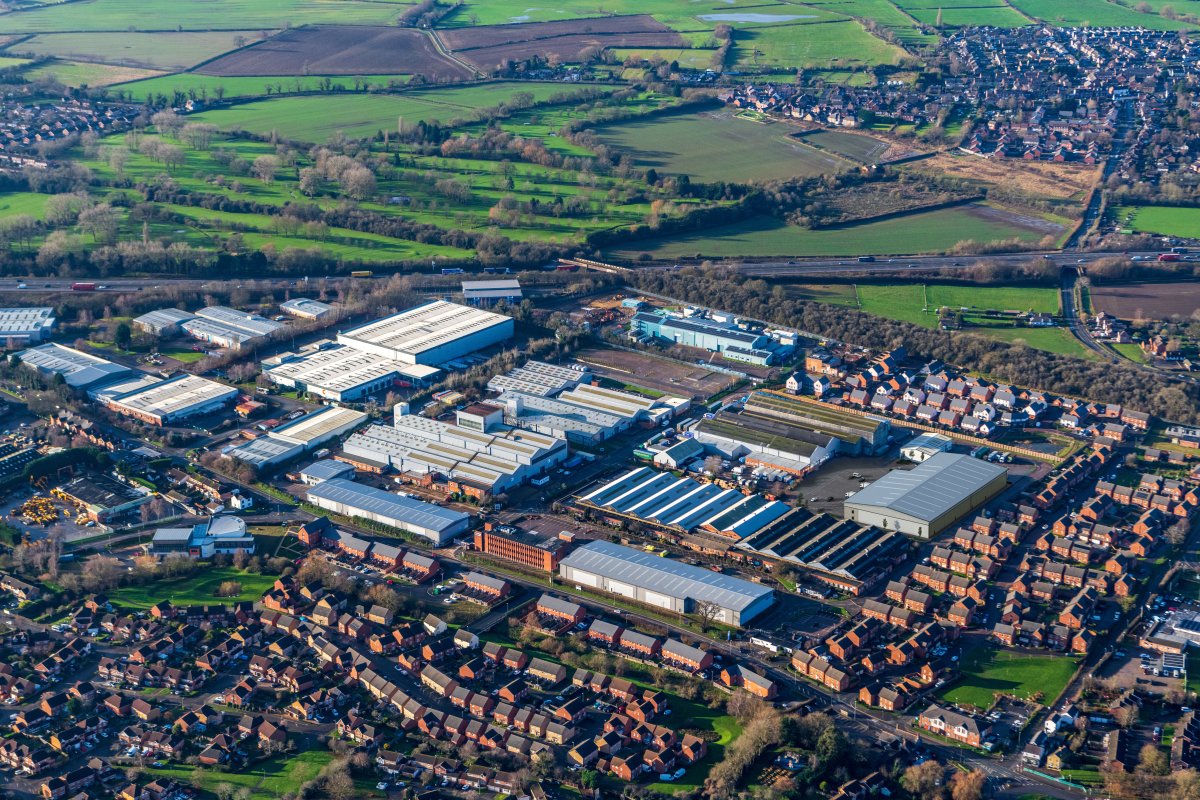 Industrial Unit in Whetstone - photo 4