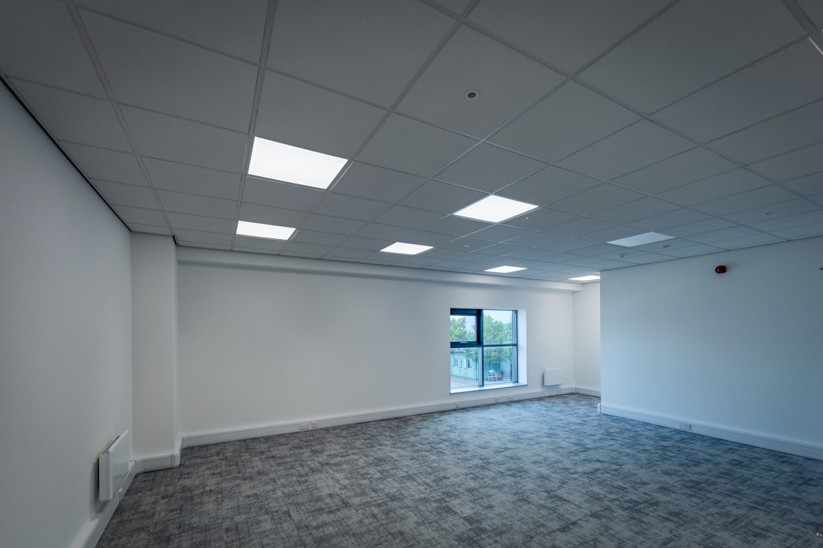 Industrial Unit in Grays - photo 4
