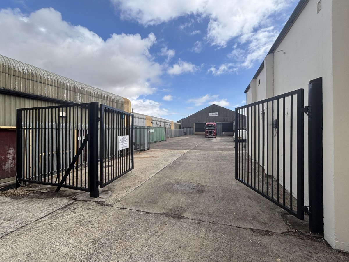 Industrial Unit To Let, Ilminister, Somerset