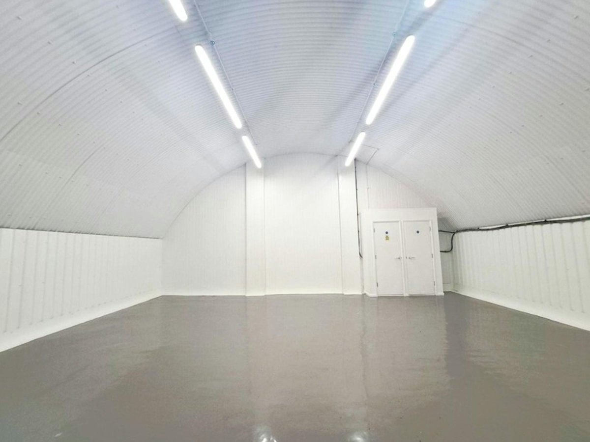 Industrial Unit in Leyton, London - photo 2