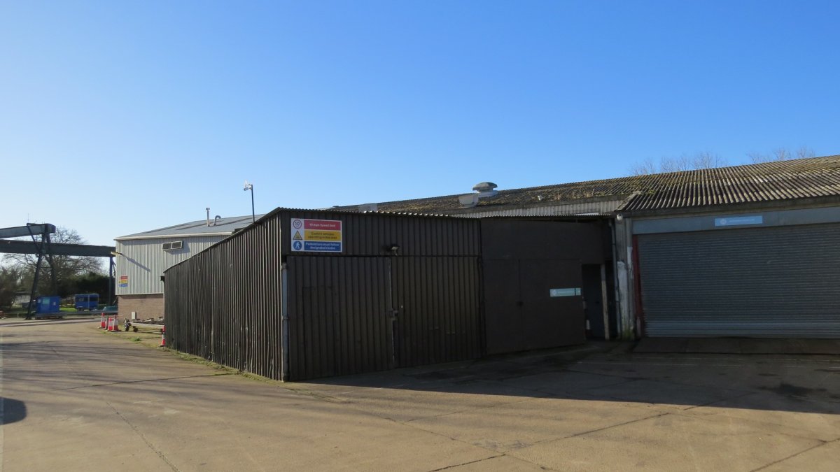 Industrial Unit in Oundle - photo 3