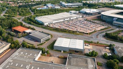 Industrial Unit in Milton Keynes - photo 2