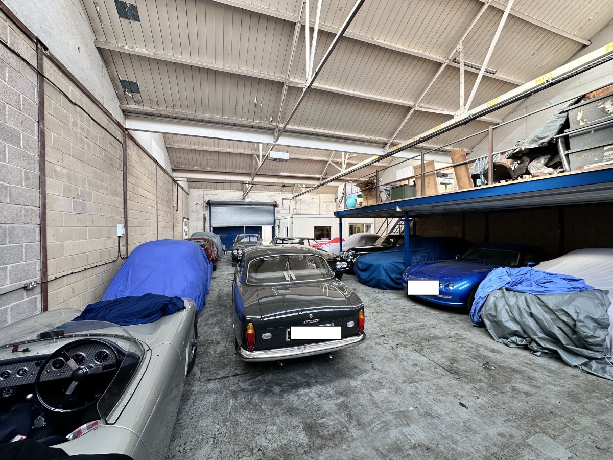 Industrial Unit in Warminster - photo 3