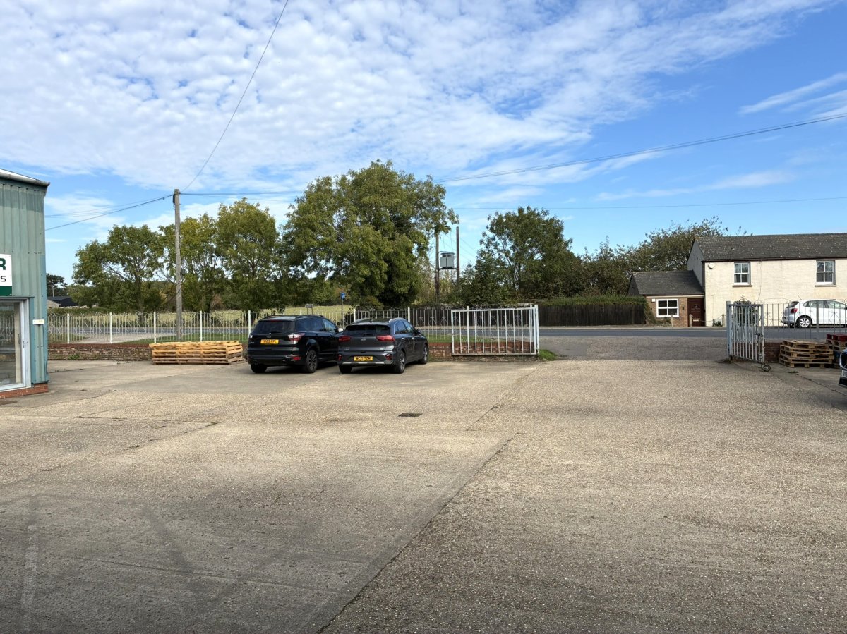 Industrial Unit in Stretham - photo 4
