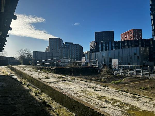 Industrial Unit in London - photo 4