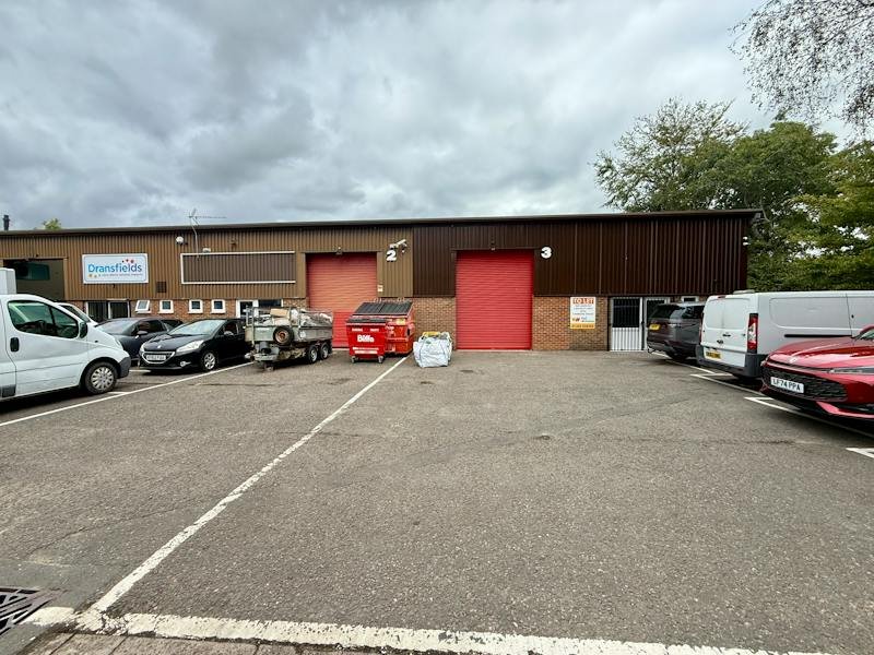 Industrial Unit in Bournemouth - photo 2