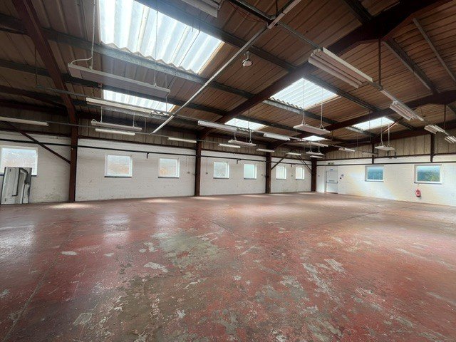 Industrial Unit in Arlesey - photo 2