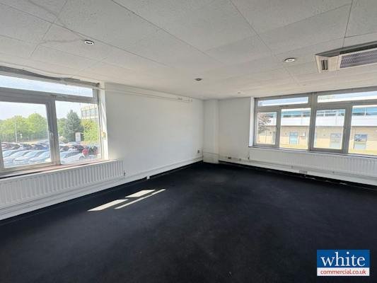 Industrial Unit in Banbury - photo 4