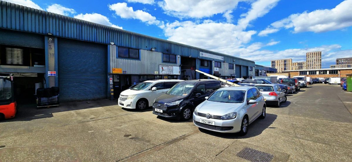 Industrial Unit To Let, Rainham, Essex