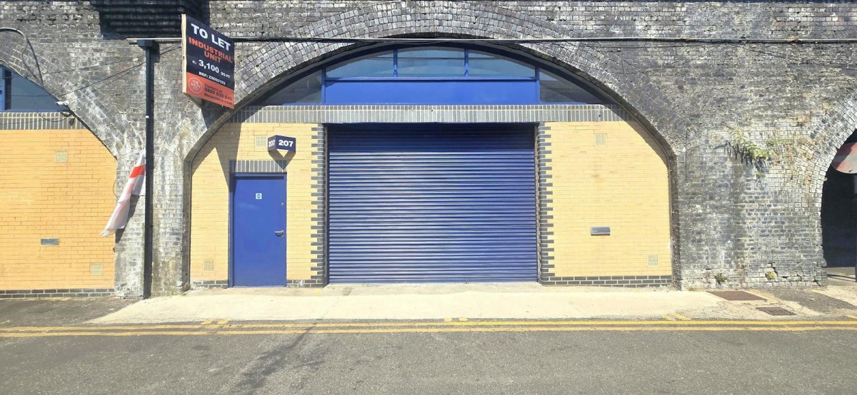 Industrial Unit in Shadwell, London - photo 2