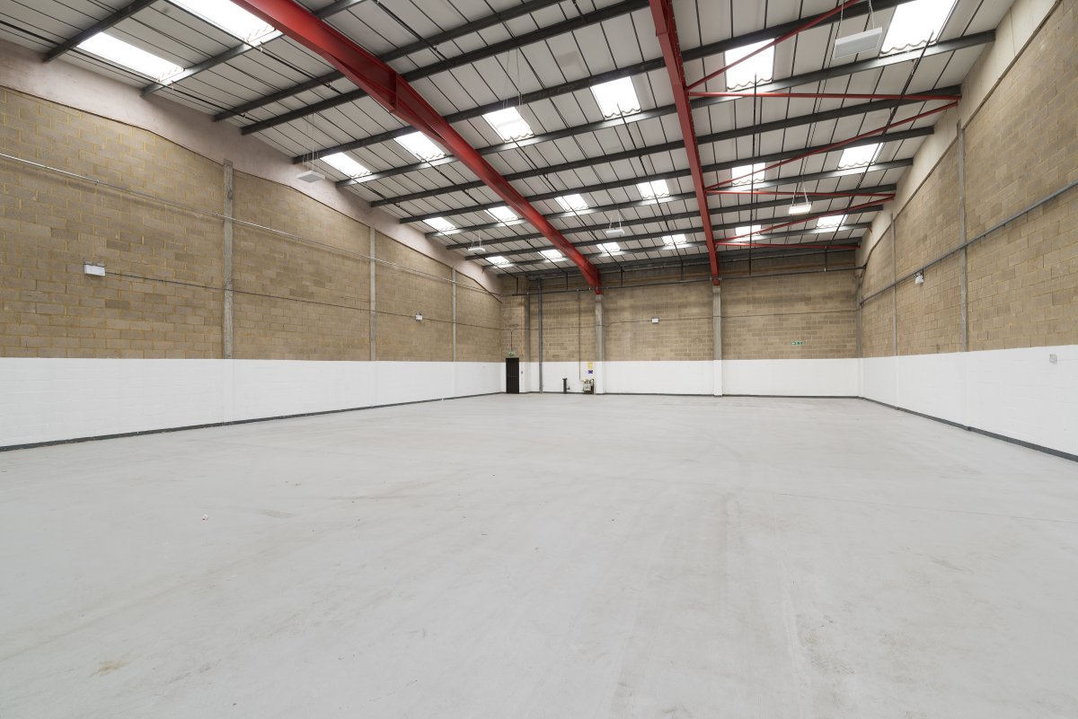 Industrial Unit in London - photo 3