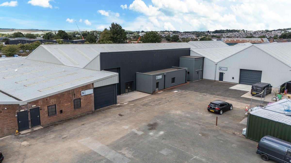 Industrial Unit in Exeter - photo 2