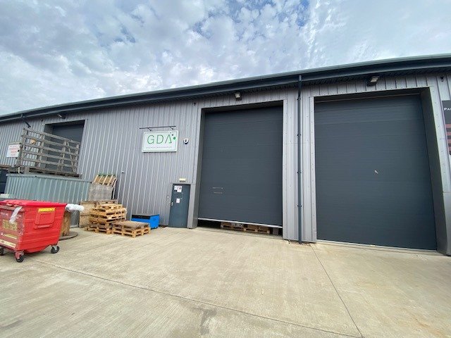 Industrial Unit in St. Ives - photo 4