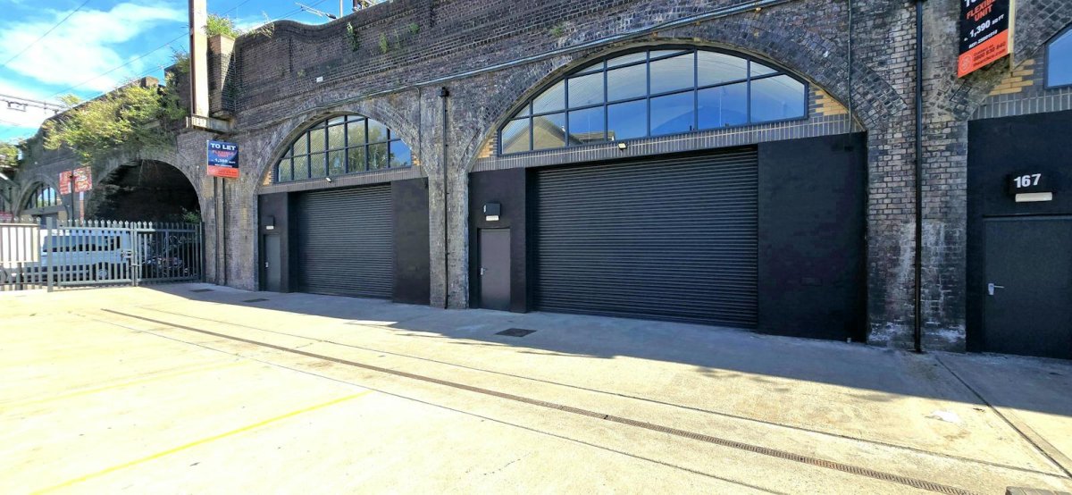Industrial Unit in Shadwell, London - photo 3