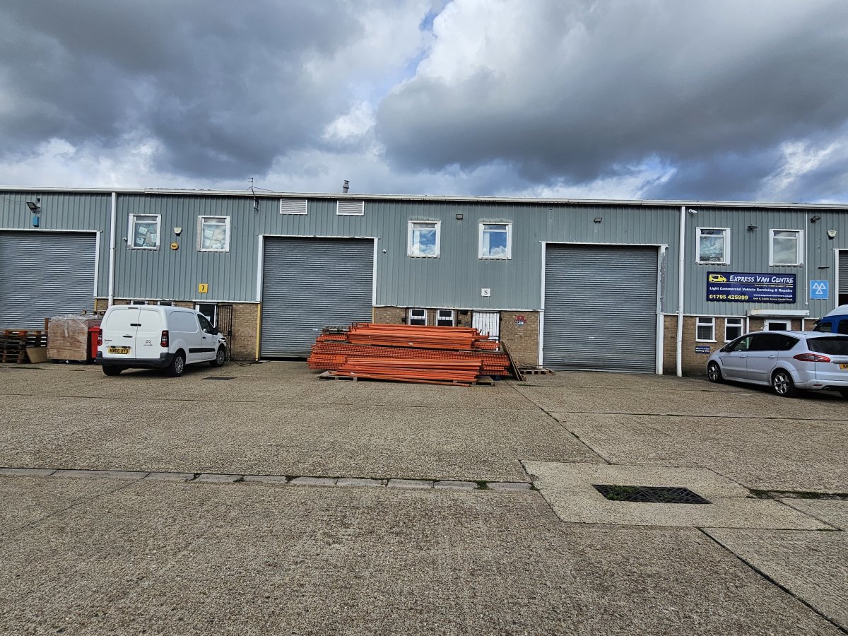 Industrial Unit in Sittingbourne - photo 3