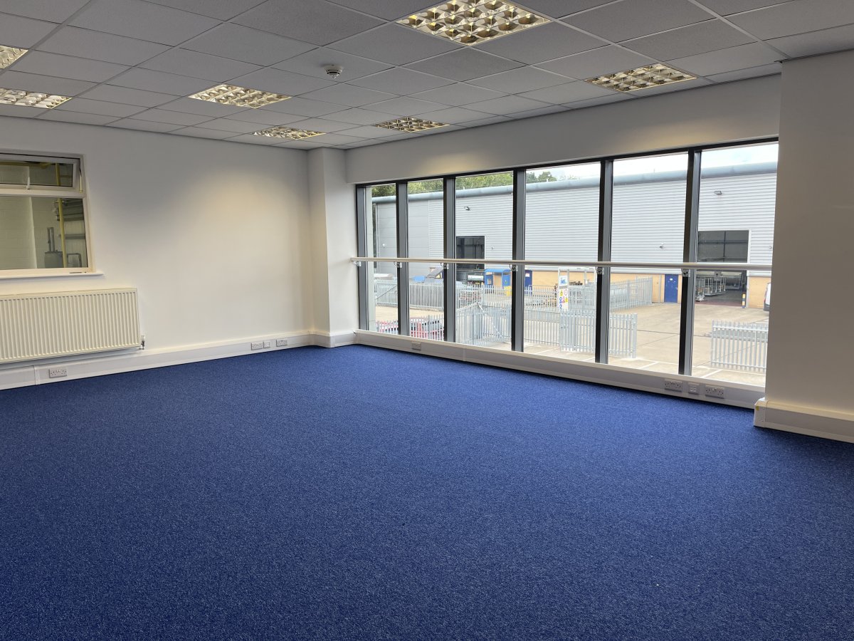 Industrial Unit in Shepshed - photo 4